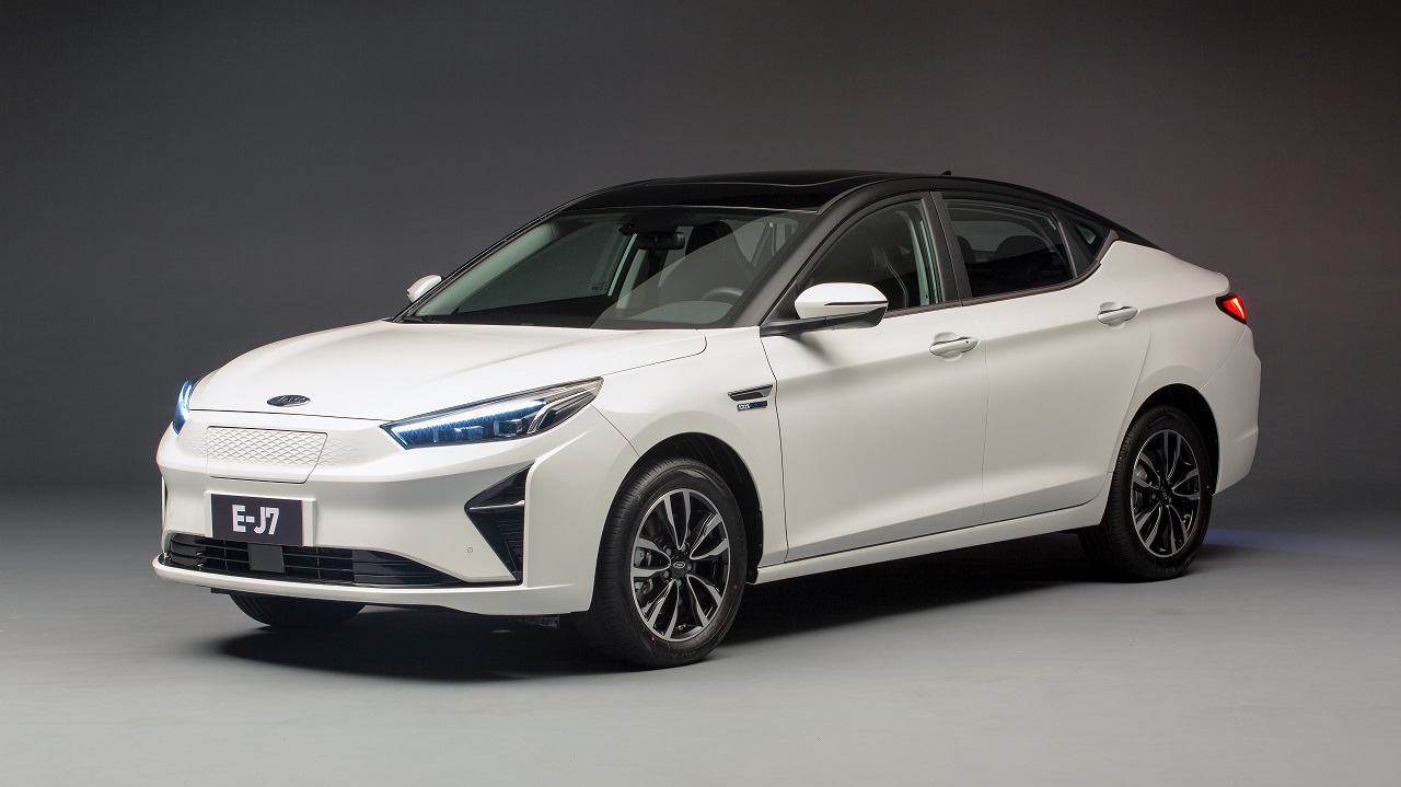 کفپوش پنج بعدی جدید  جک J7Ev ( برقی)